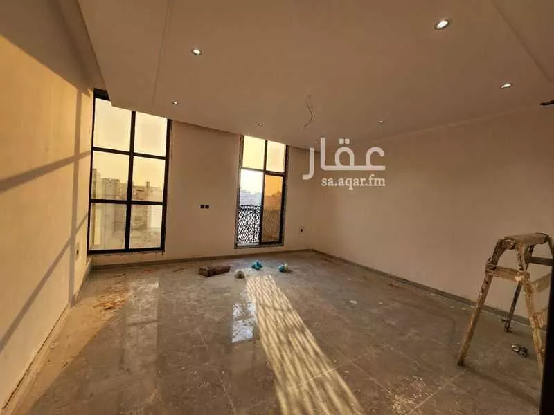 فيلا 15 غرف في الصالحية 10