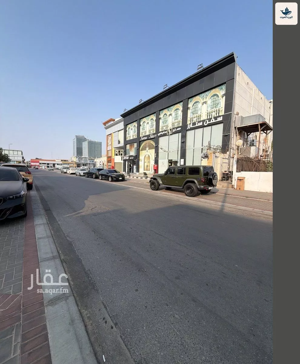 8 bedroom villa in Al Andalus 4