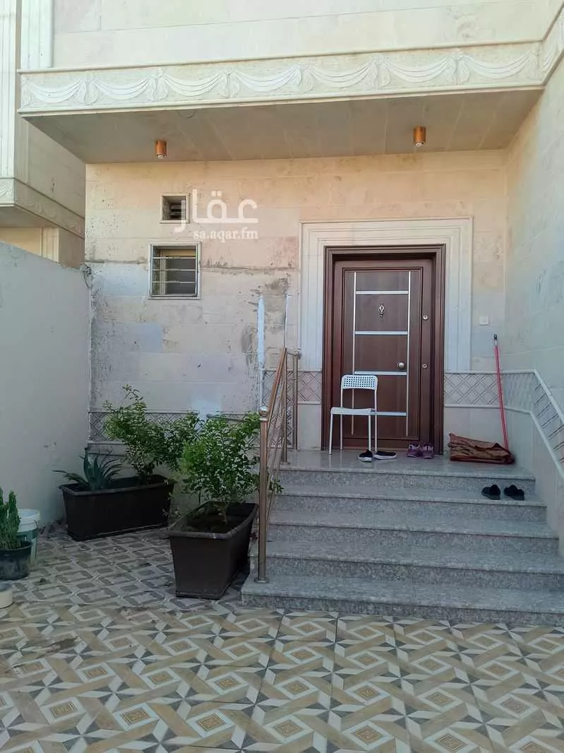 7 bedroom villa in Al Difa 2