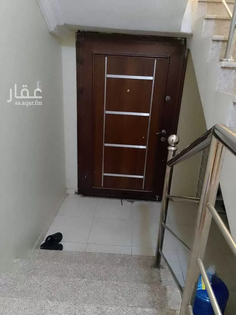 7 bedroom villa in Al Difa 13
