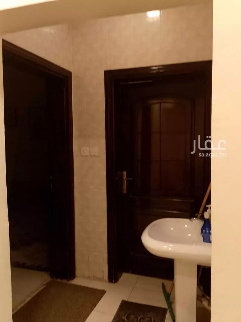 7 bedroom villa in Al Difa 19