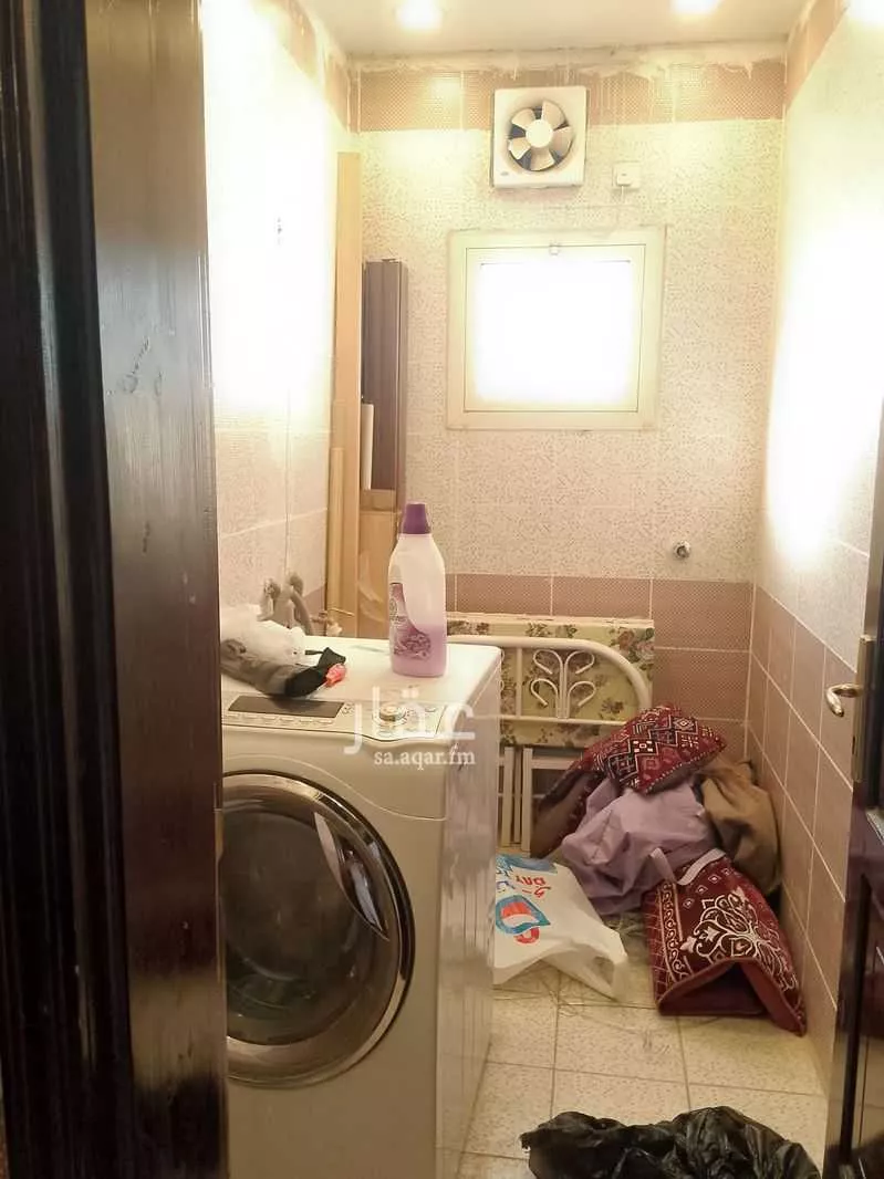 7 bedroom villa in Al Difa 5