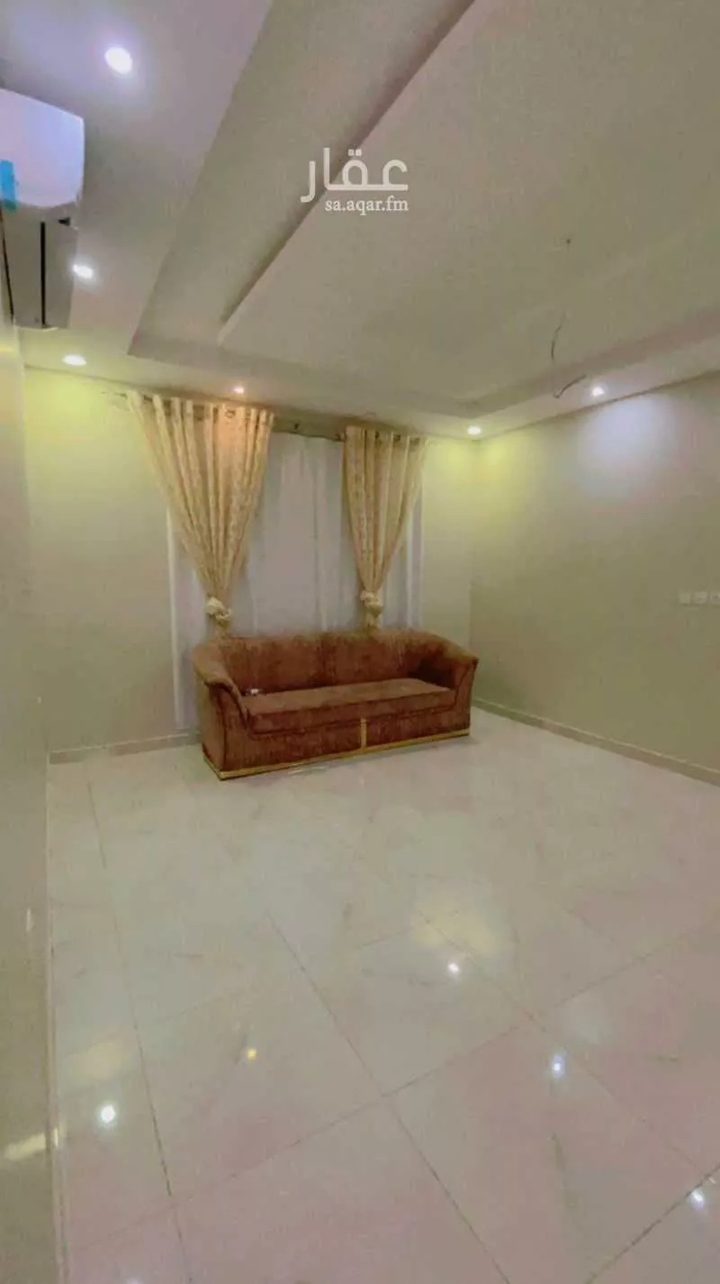 5 bedroom villa in As Salhiyah 16