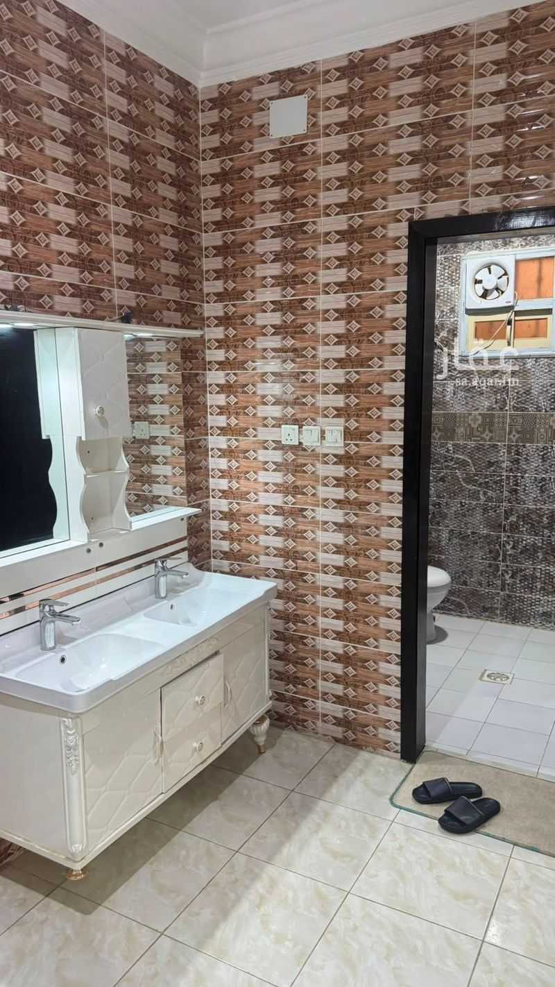 4 bedroom apartment in Al Shifa, Khamis Mushait 5