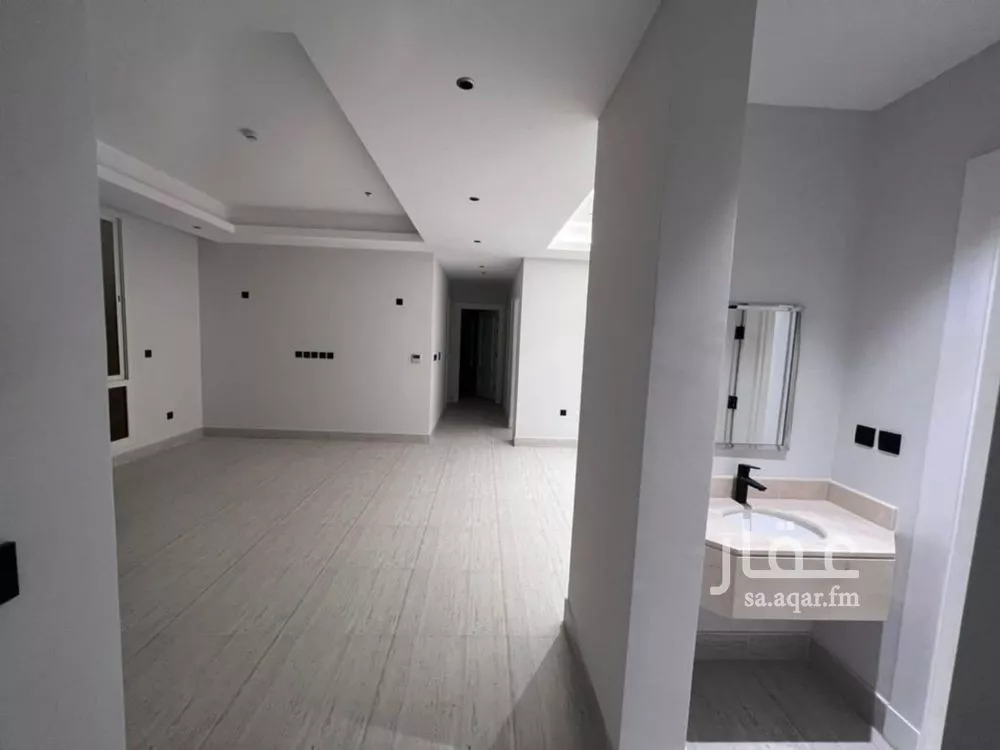 3 bedroom apartment in Al Wahah, Riyadh 7
