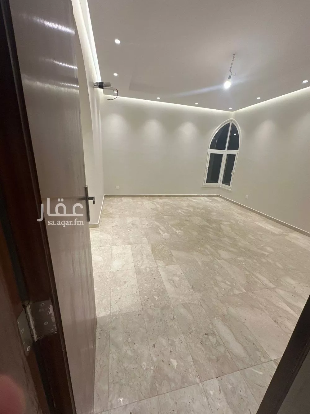6 bedroom floor in Al Murjan 4