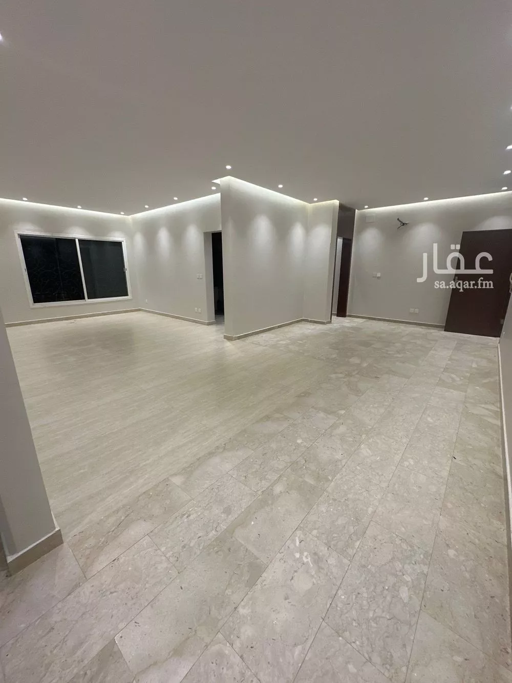 6 bedroom floor in Al Murjan 7
