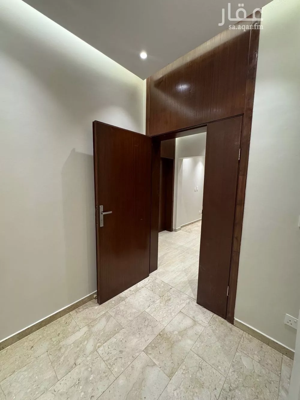 5 bedroom floor in Al Murjan 14