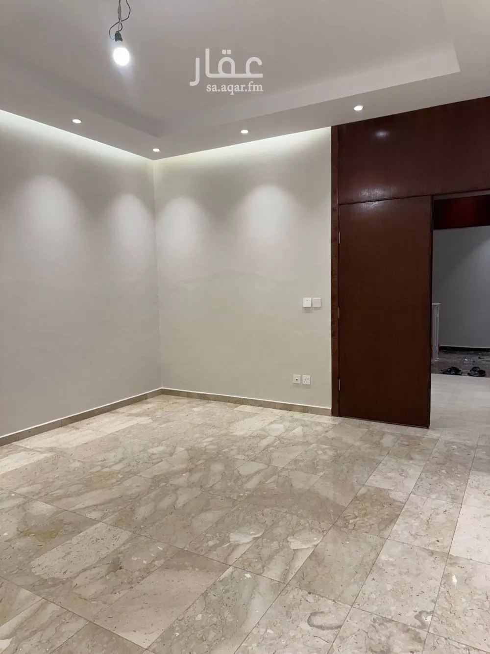 5 bedroom floor in Al Murjan 18
