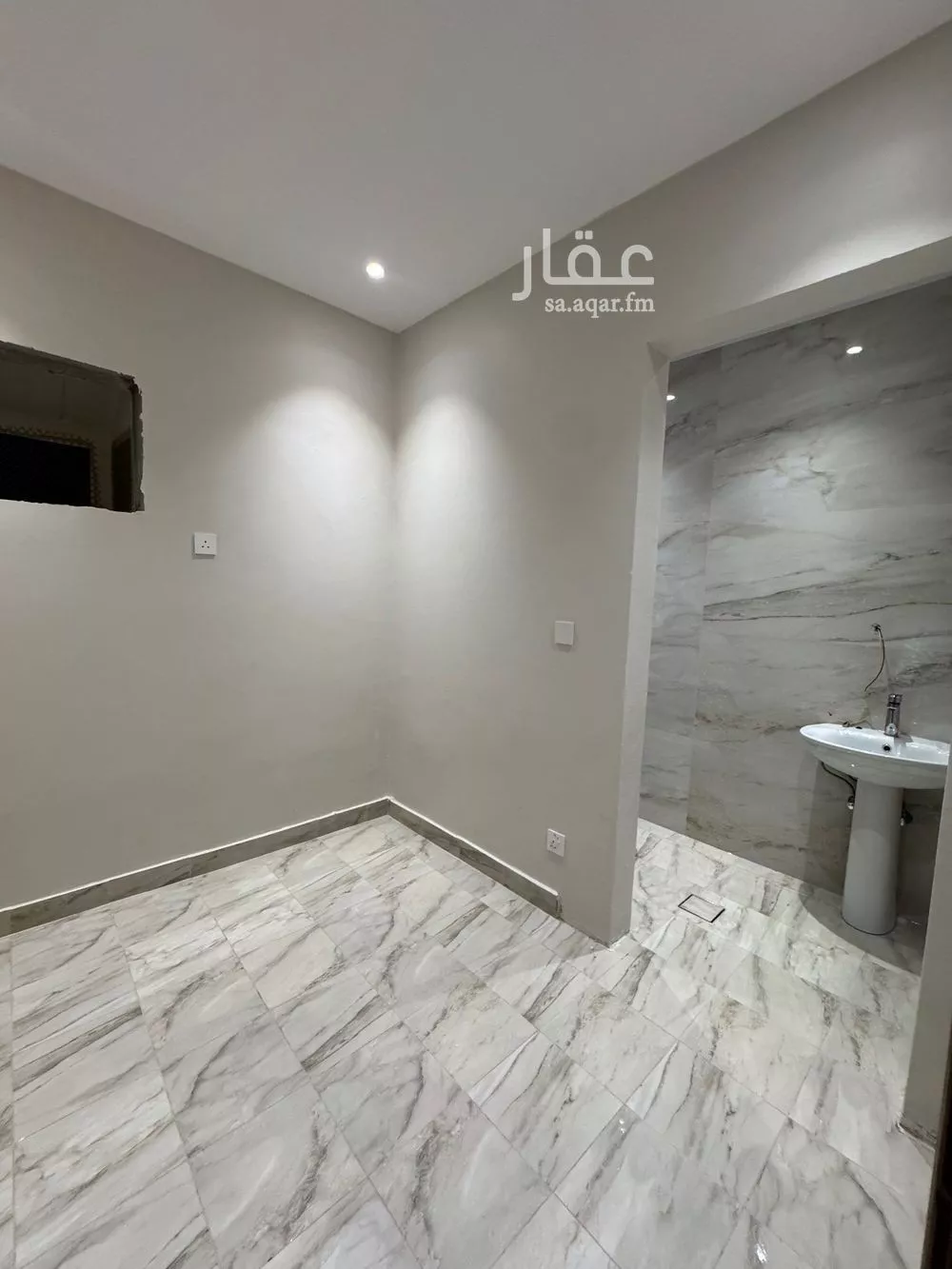 5 bedroom floor in Al Murjan 19