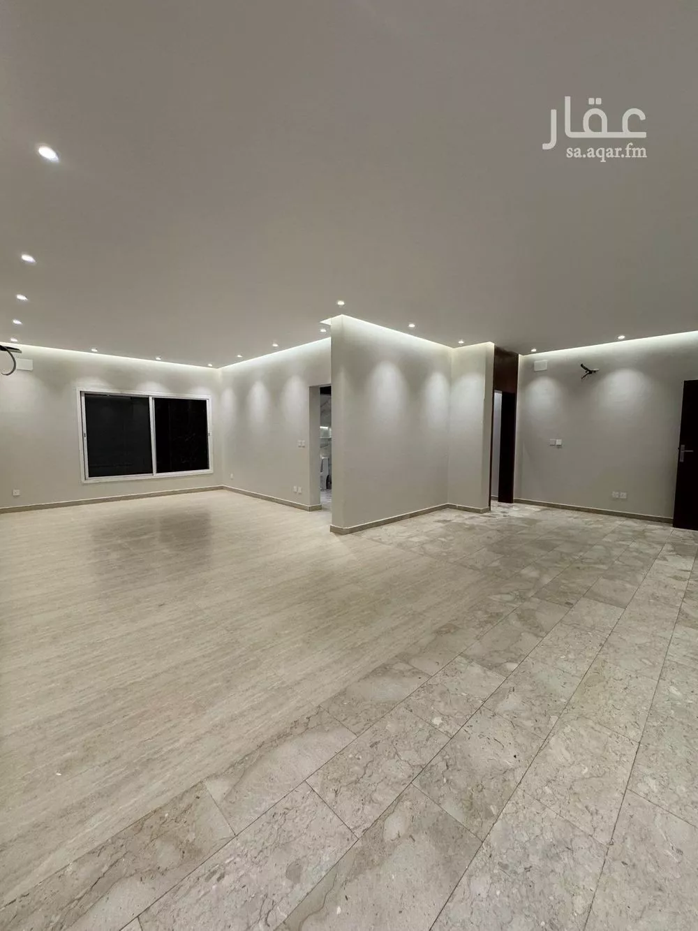 5 bedroom floor in Al Murjan 9