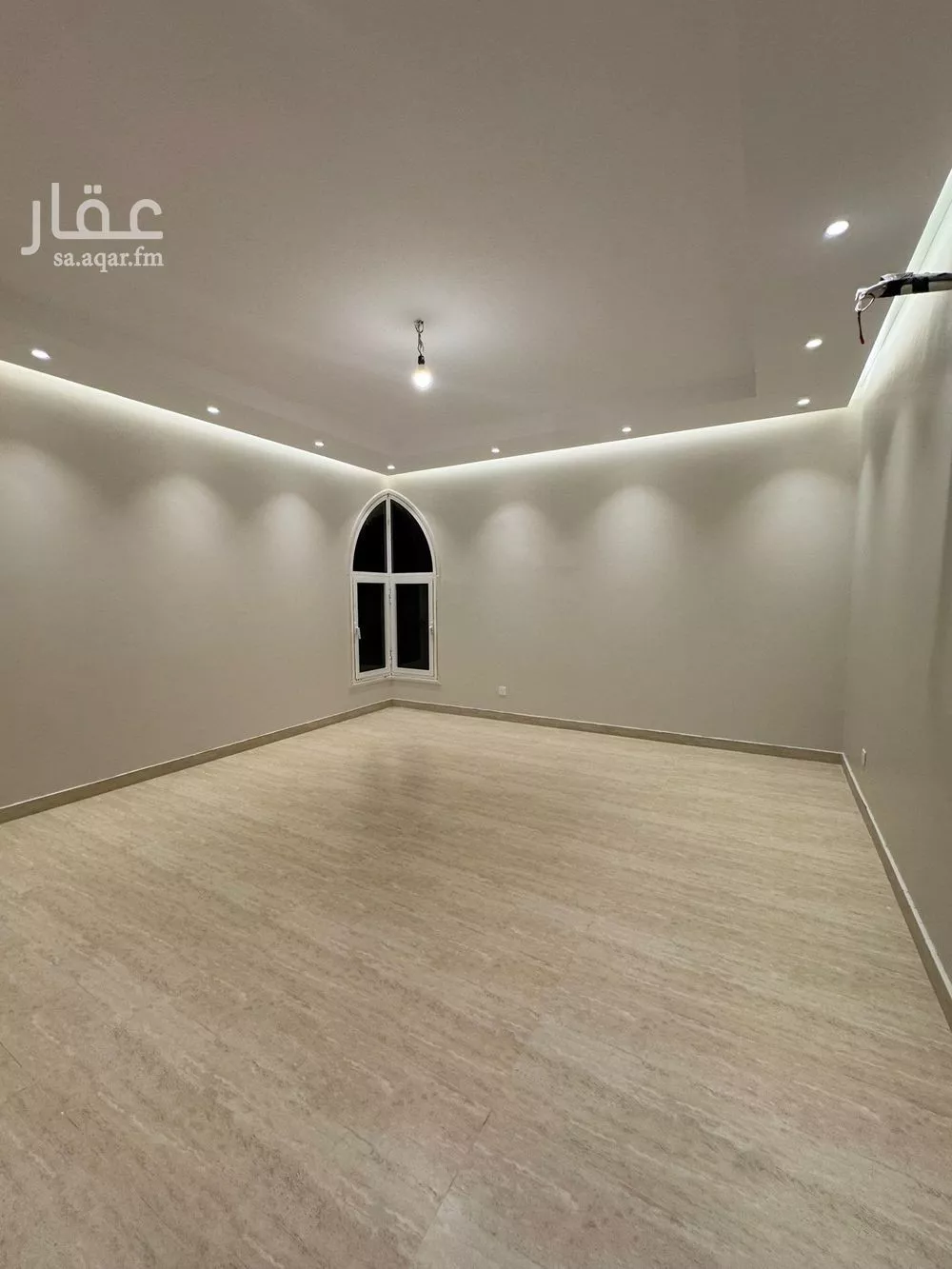 5 bedroom floor in Al Murjan 10