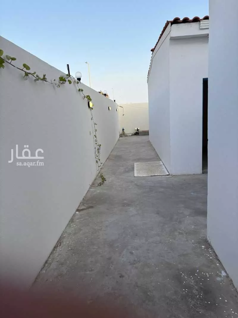 15 bedroom floor in Al Amwaj 6