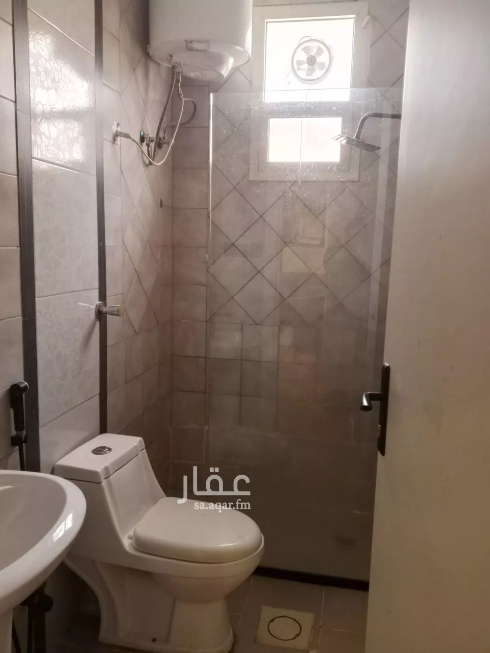 2 bedroom apartment in Al Aqiq 4