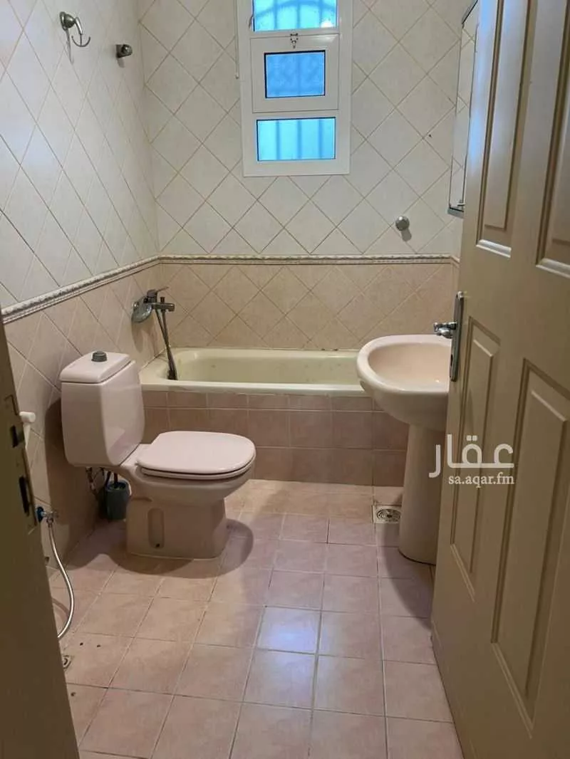 دور 6 غرف في البساتين 9