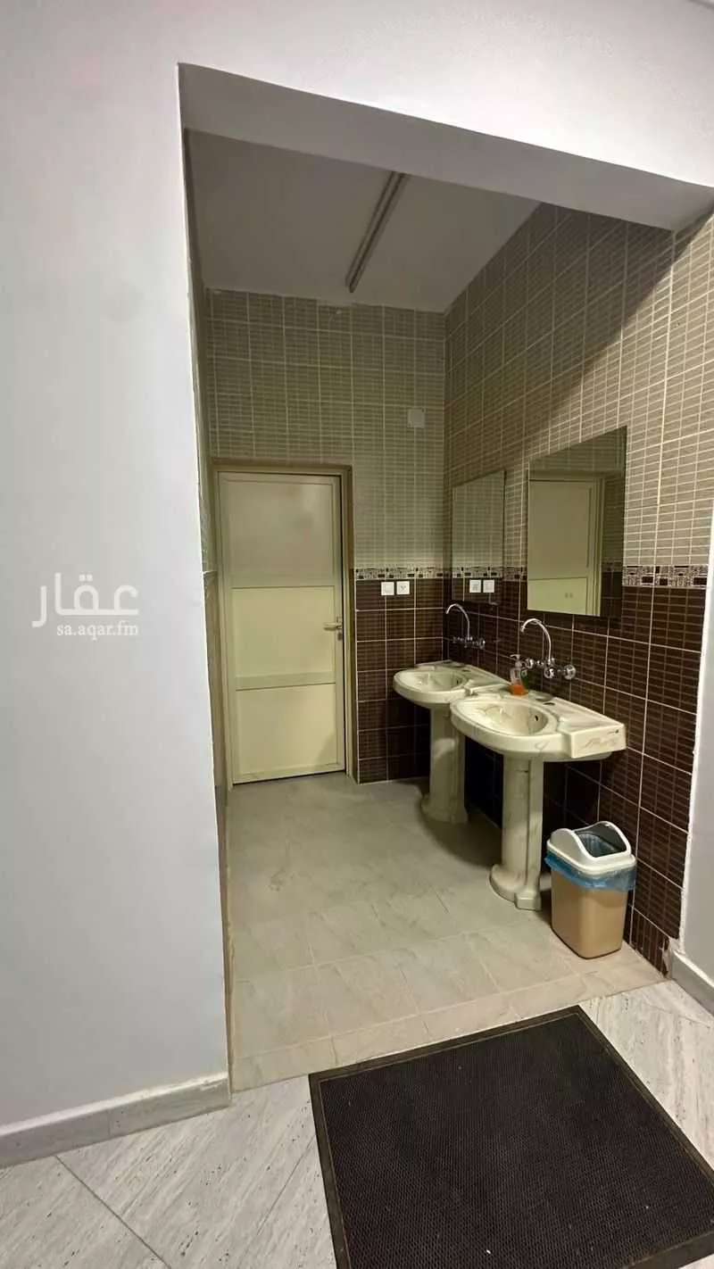 فيلا 4 غرف في النظيم، الرياض 5