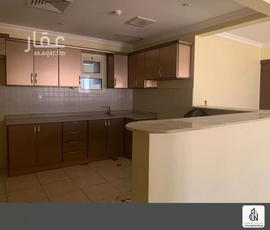 5 bedroom apartment in Al Hamra 3