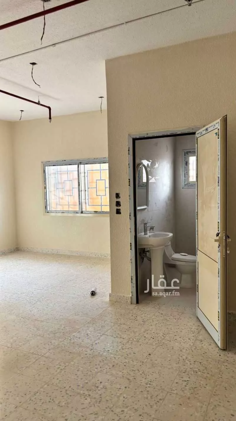 63 bedroom building in Al Masani, Riyadh 8