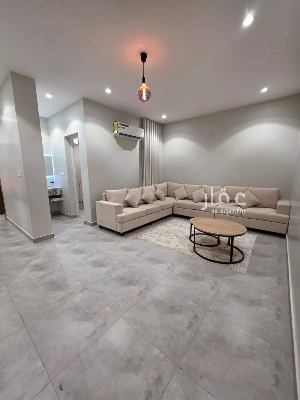 2 bedroom apartment in Al Thuqbah 5
