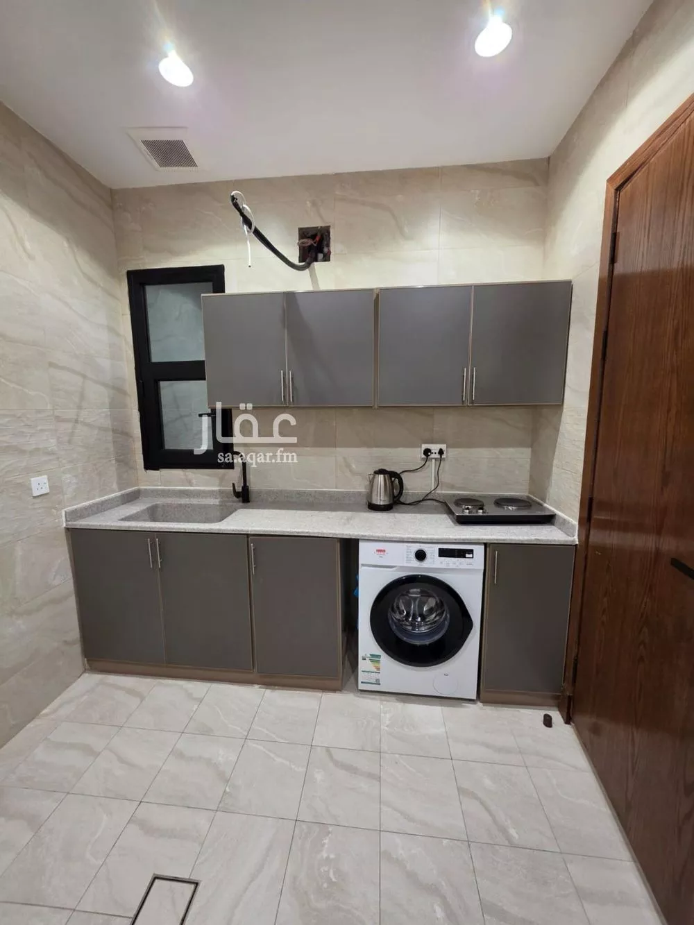 2 bedroom apartment in Al Thuqbah 6