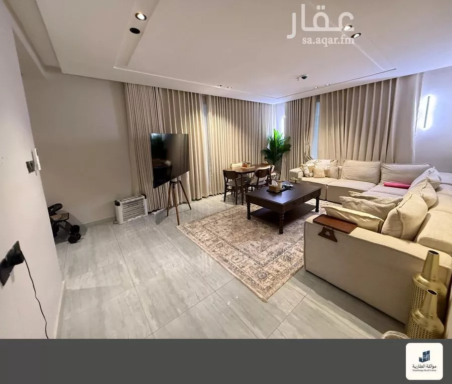 3 bedroom apartment in Al Hamra 6