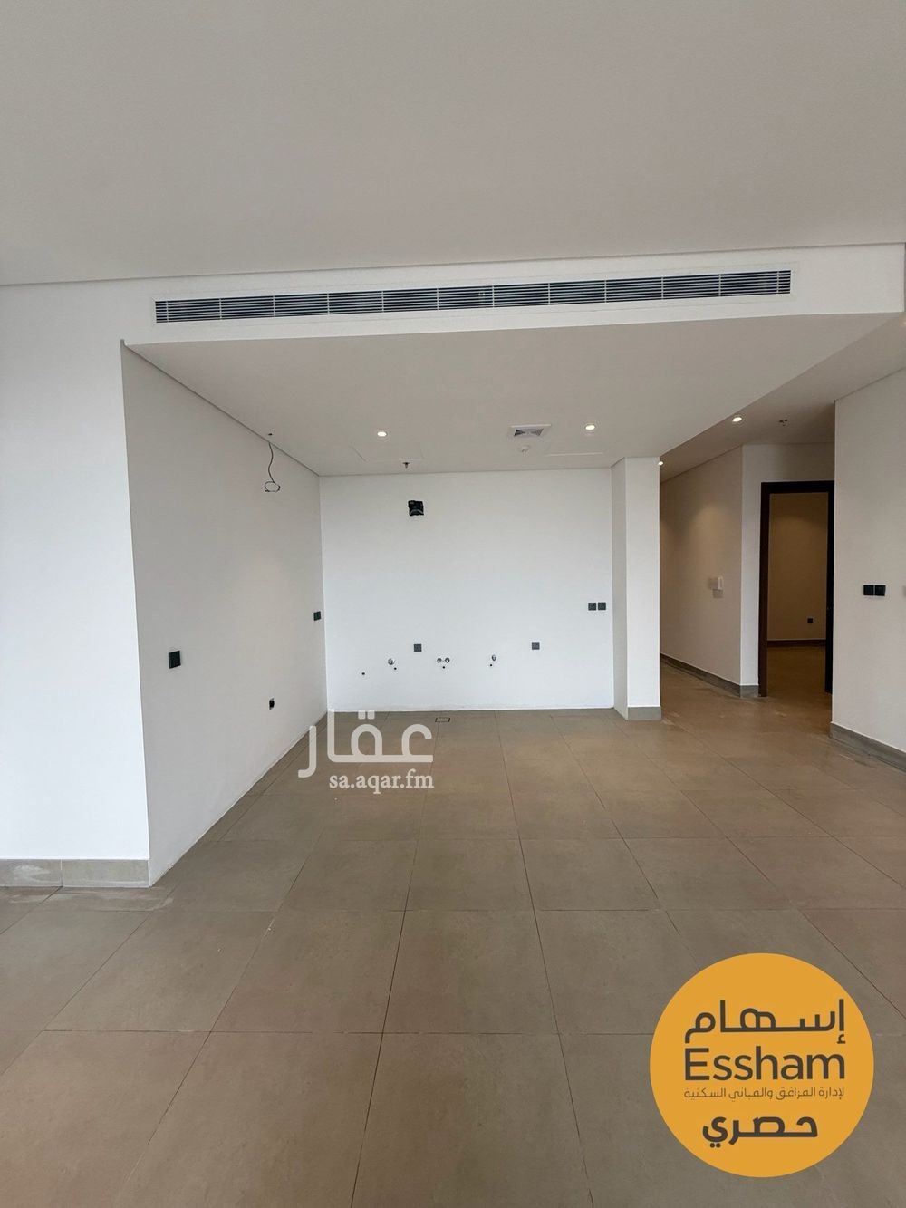 3 bedroom apartment in Al Hizam Al Thahabi 4