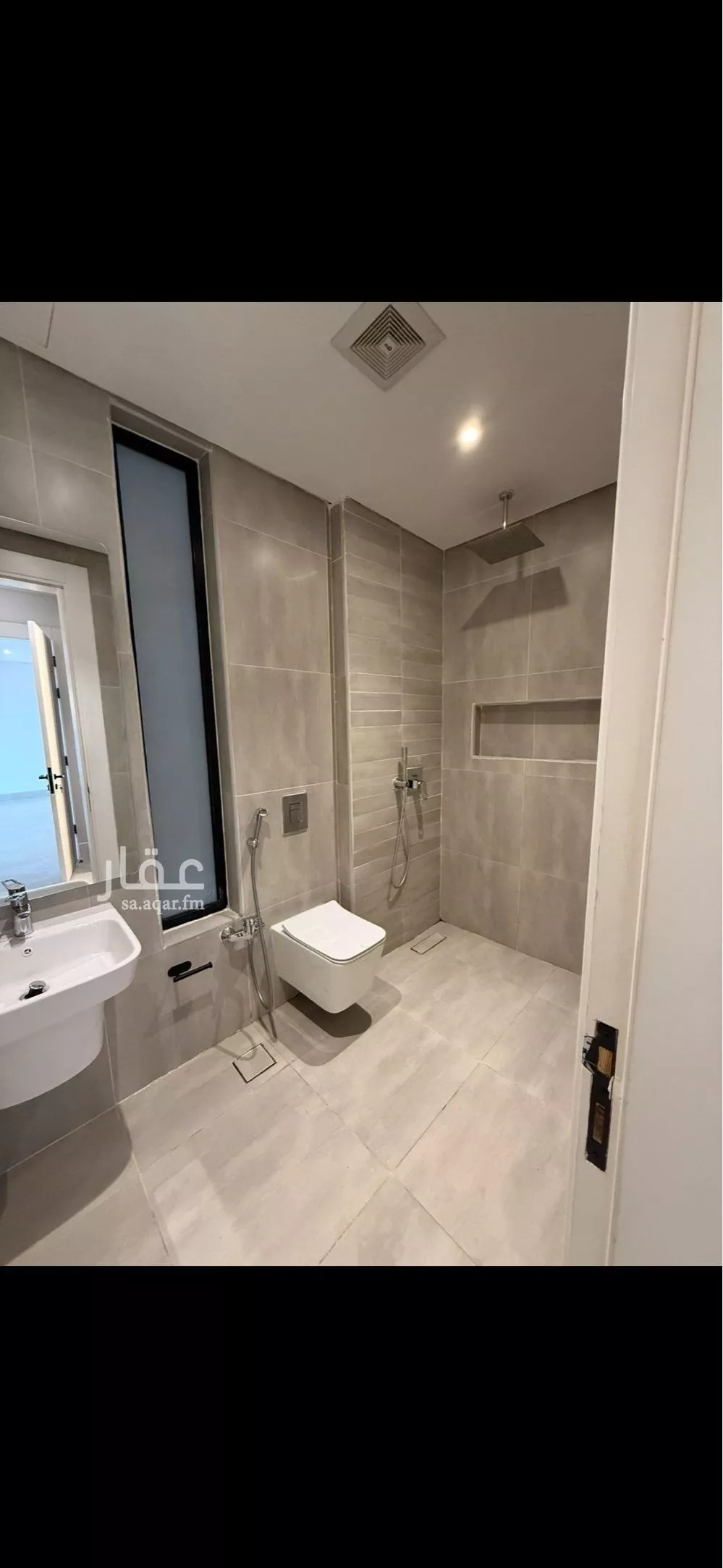 3 bedroom apartment in Al Bahr 10