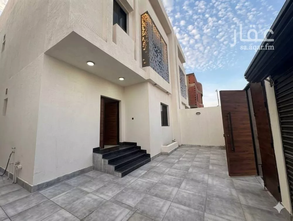 4 bedroom villa in Ar Riyadh, Jeddah 10