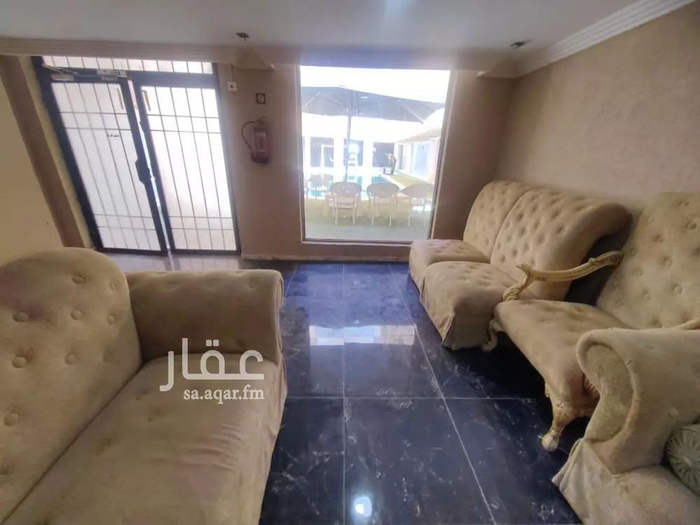 4 bedroom apartment in Al Khuzama, Eastern Province 8