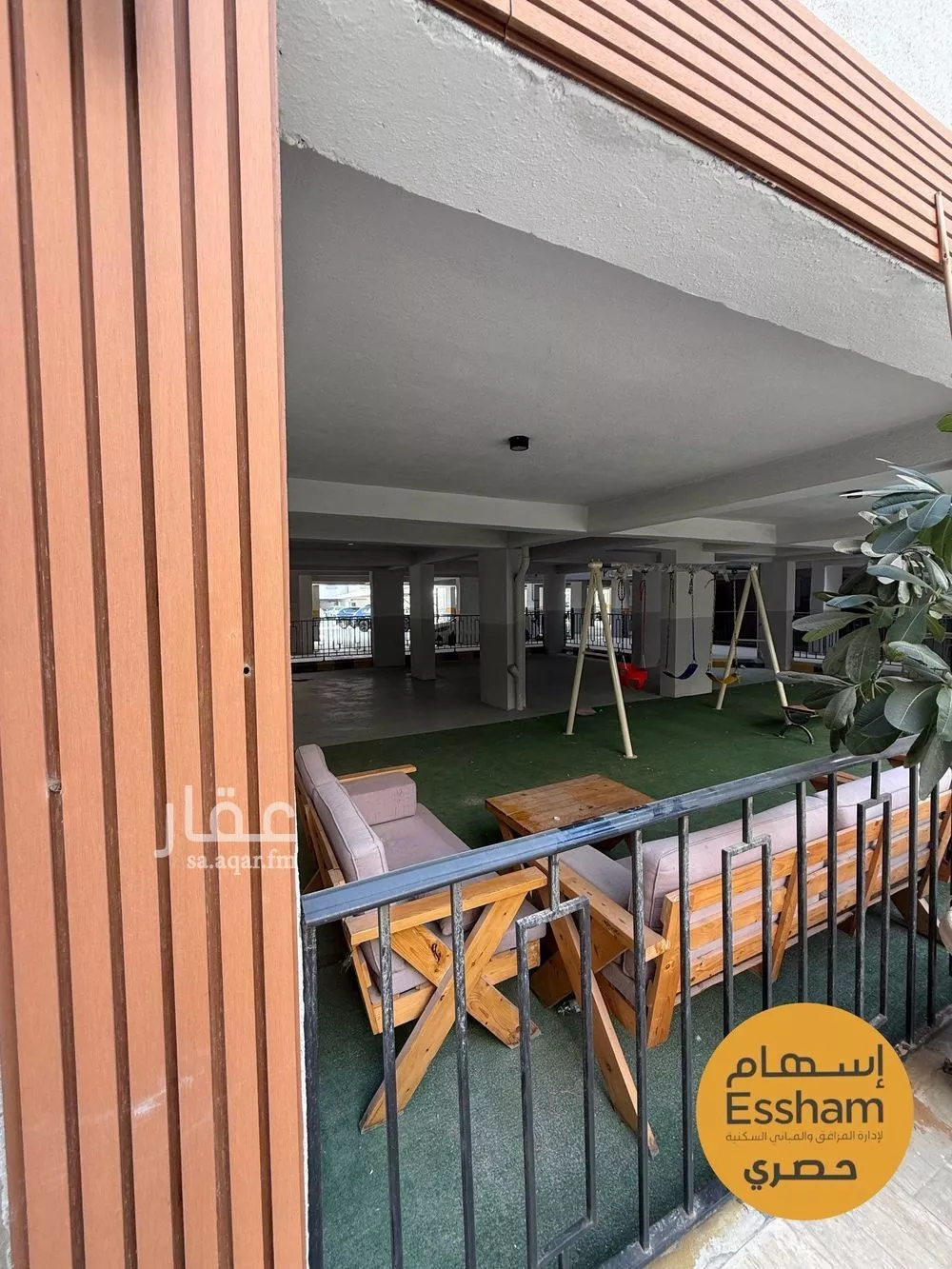 4 bedroom apartment in Al Hamra, Eastern Province 10