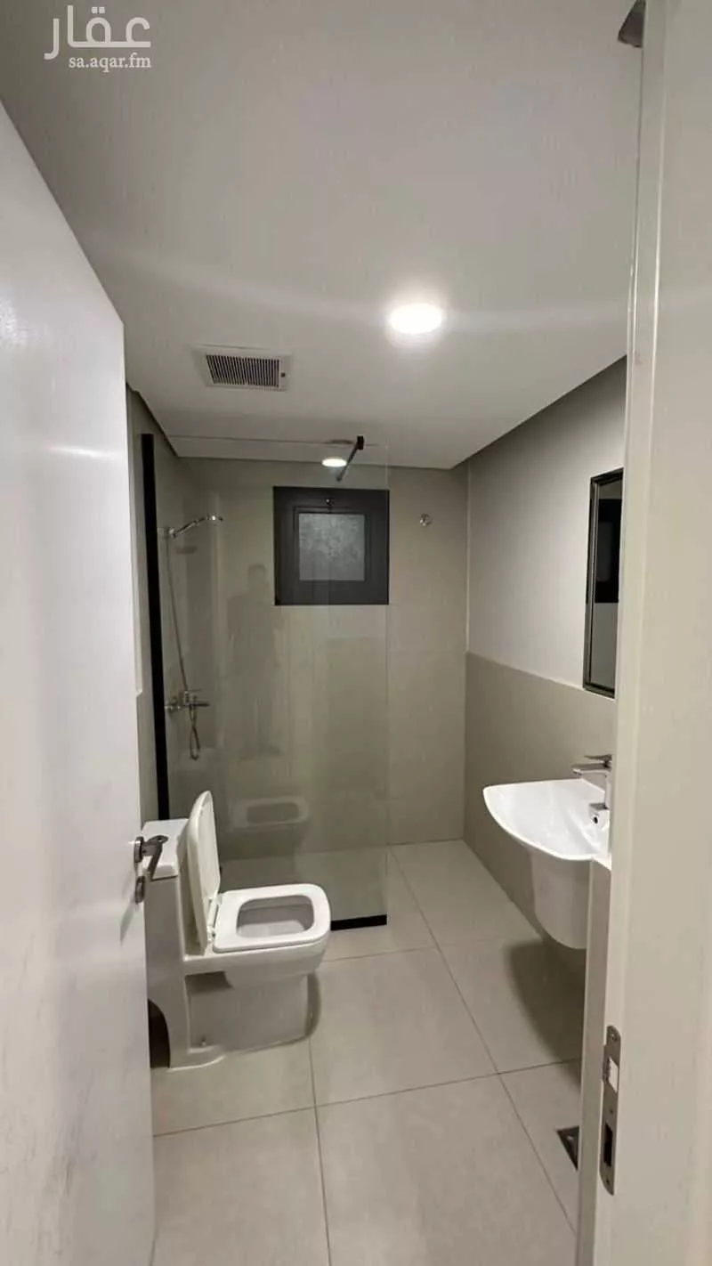 4 bedroom apartment in Al Hamdaniyah, Jeddah 17