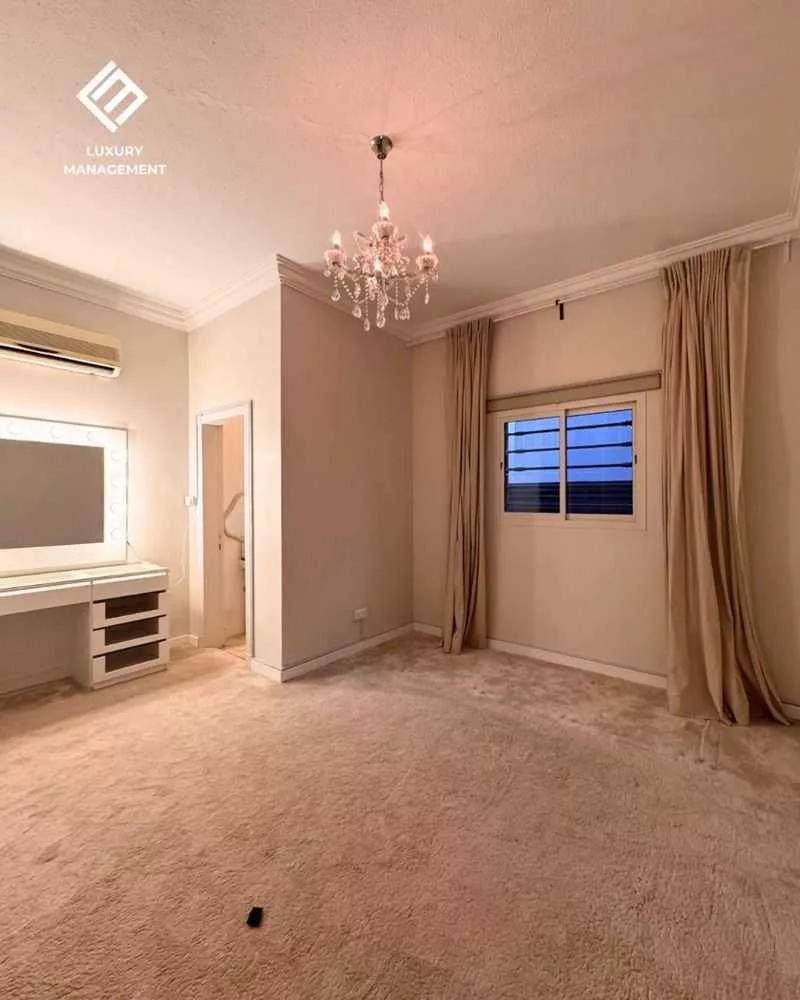 4 bedroom villa in Al Sahafah, Riyadh 18
