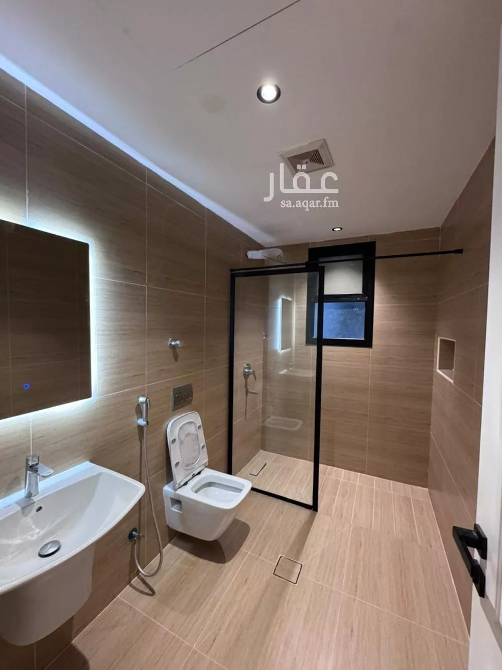 4 bedroom apartment in Al Hamra 18