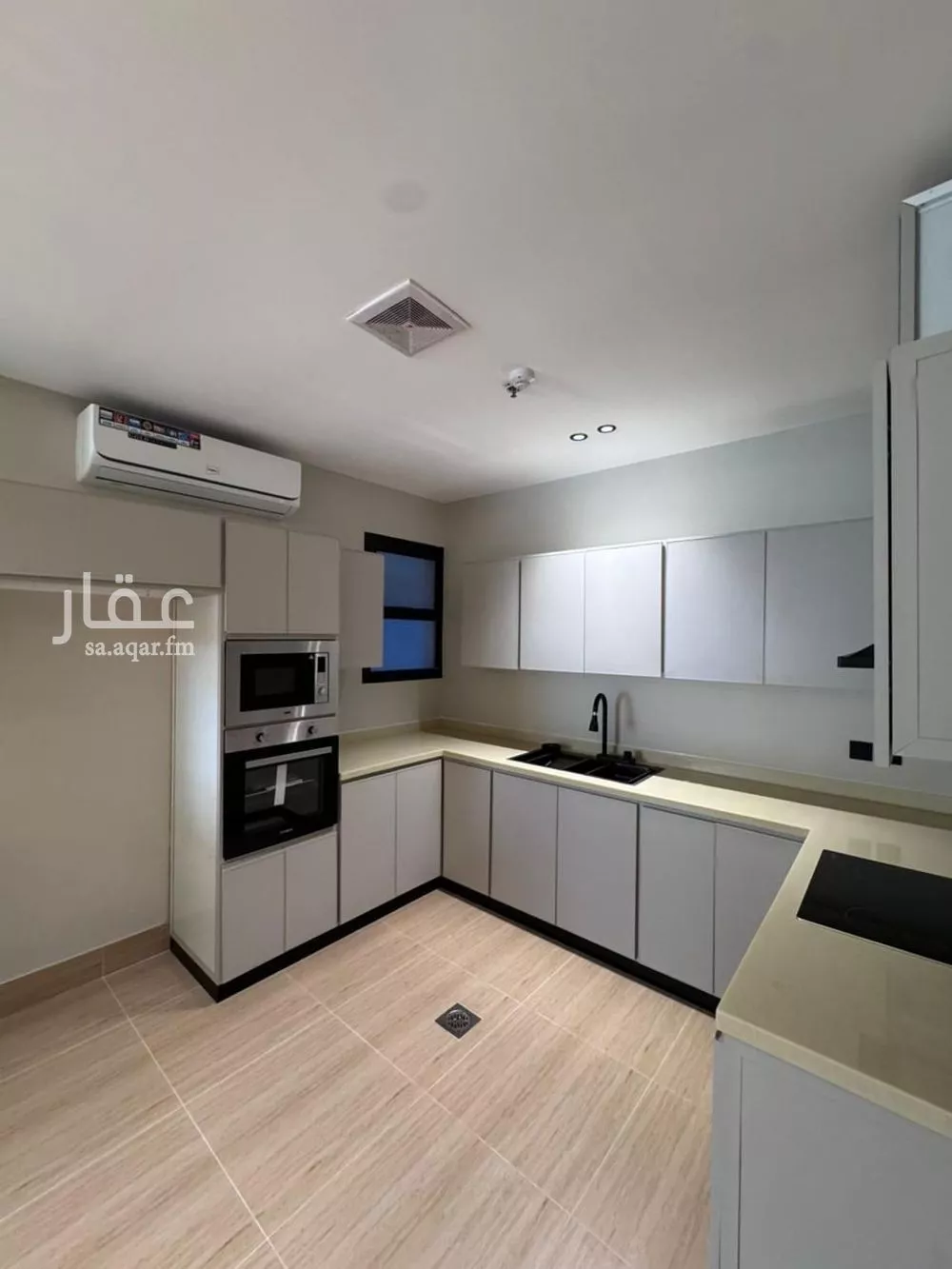 4 bedroom apartment in Al Hamra 21
