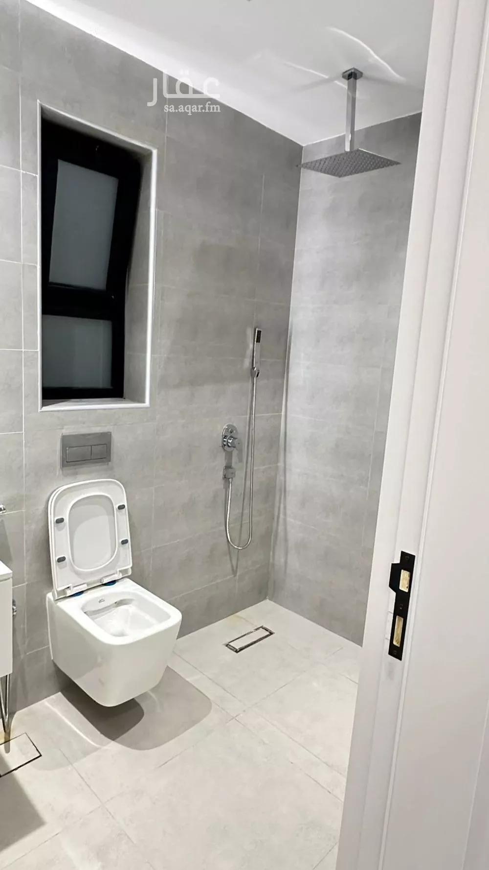 3 bedroom apartment in Al Bahr 8