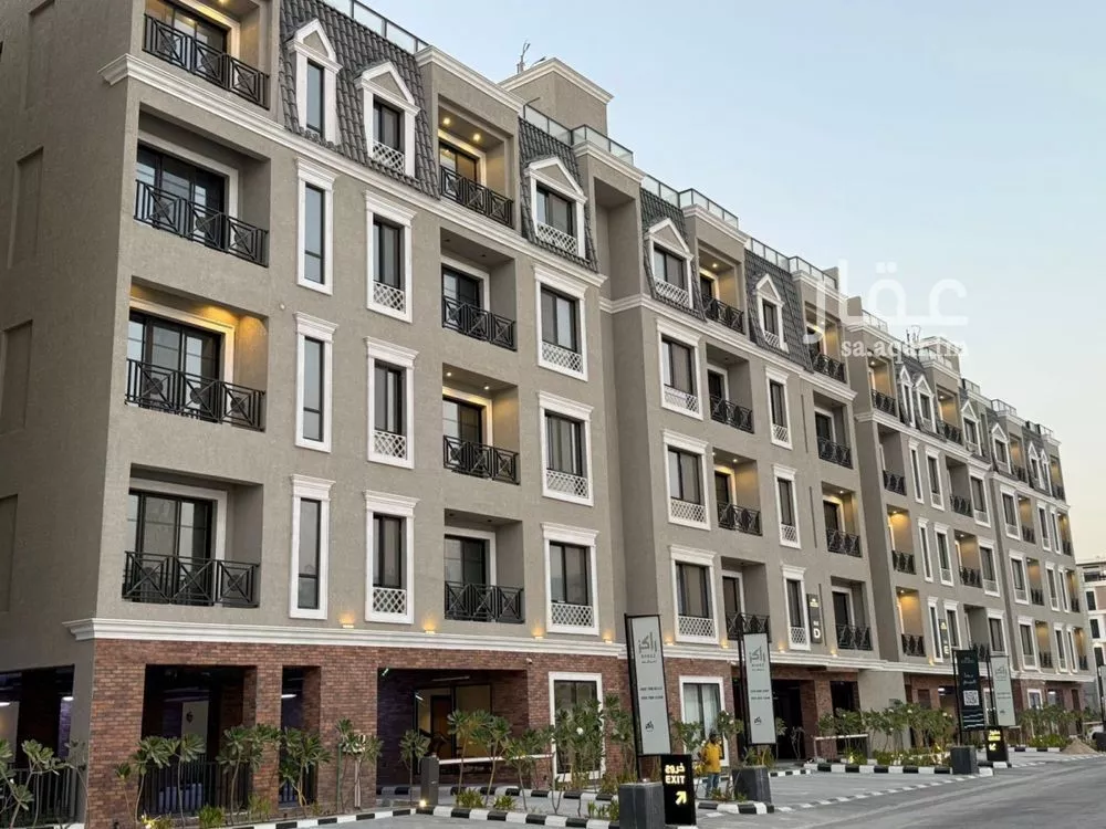 3 bedroom apartment in Al Bahr 4