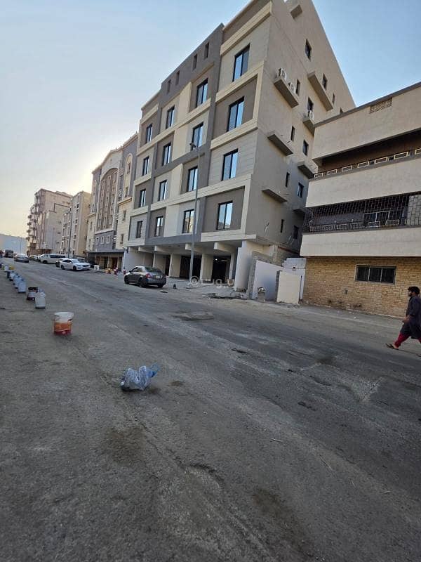 4 bedroom apartment in Al Bawadi, Jeddah 13