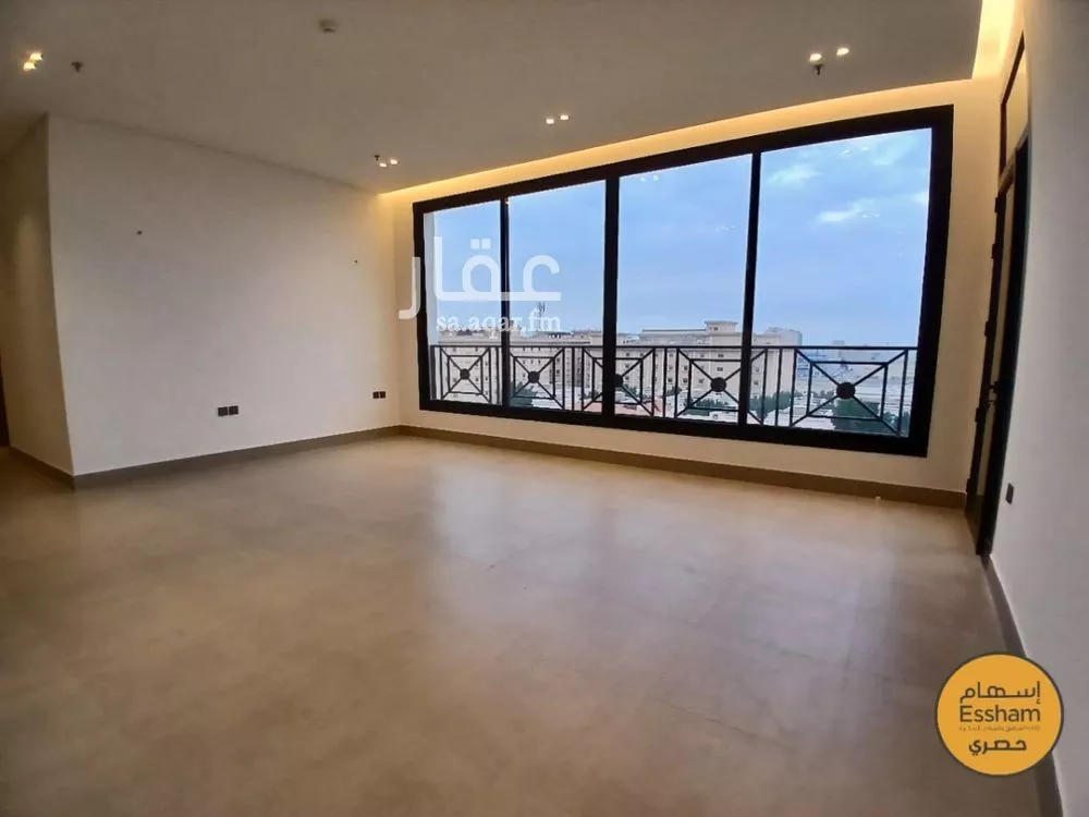 3 bedroom apartment in Al Hizam Al Thahabi 2
