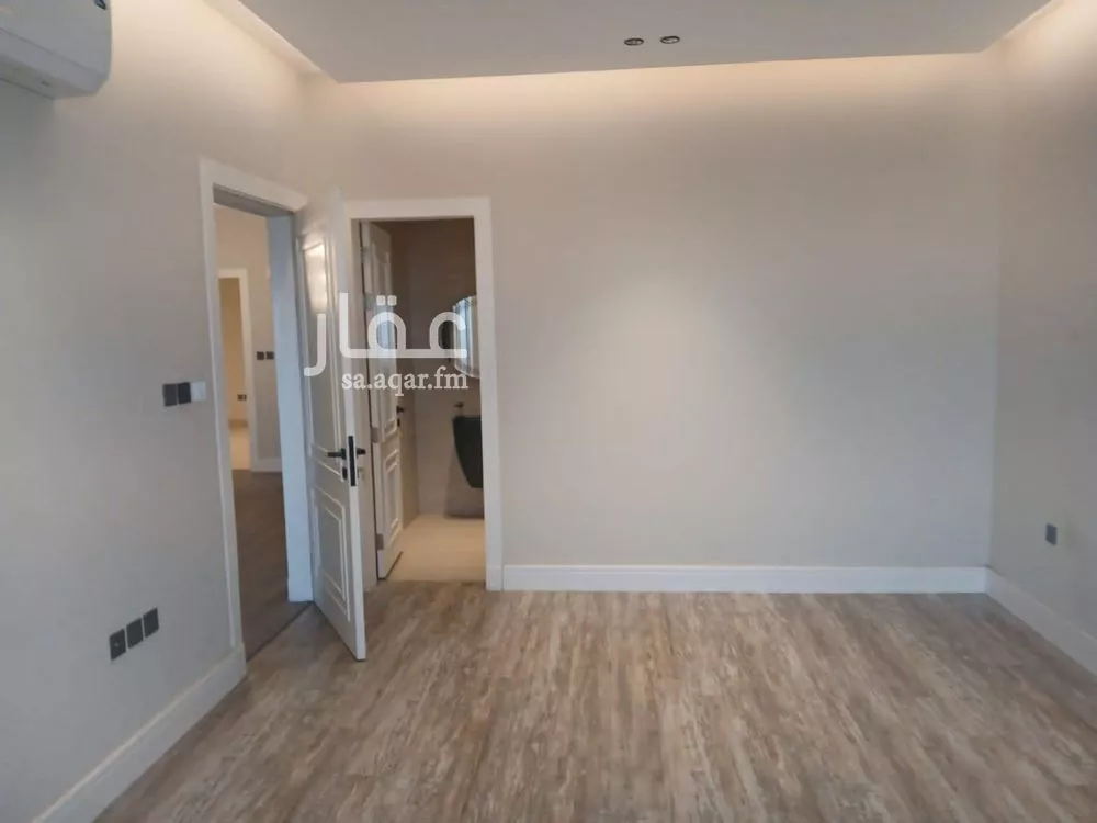 6 bedroom apartment in Al Hamra 9