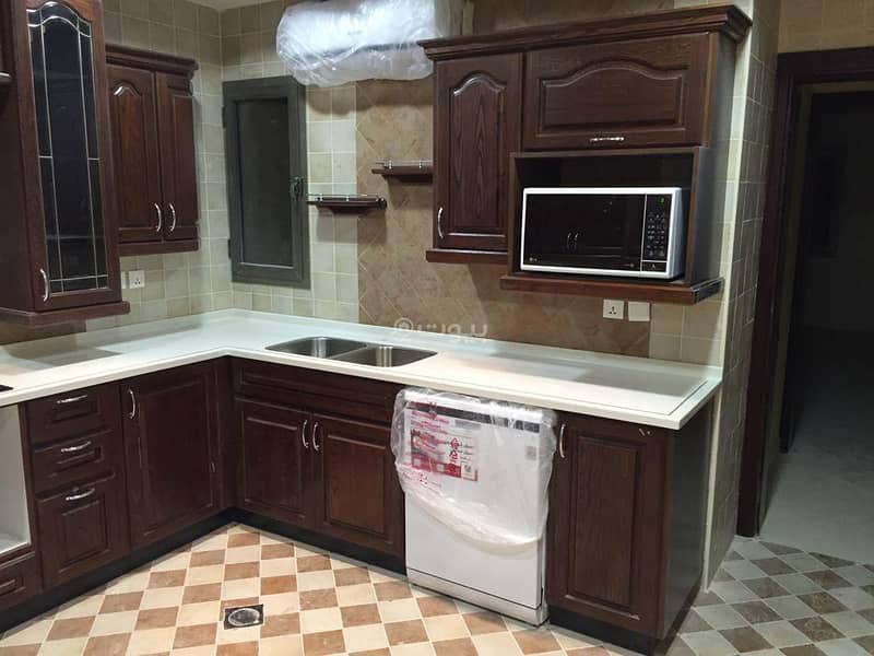 5 bedroom apartment in Al Tubayshi, Eastern Province 4