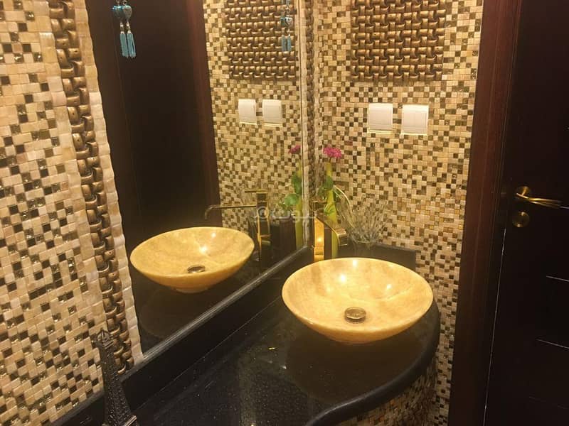 5 bedroom apartment in Al Tubayshi, Eastern Province 10
