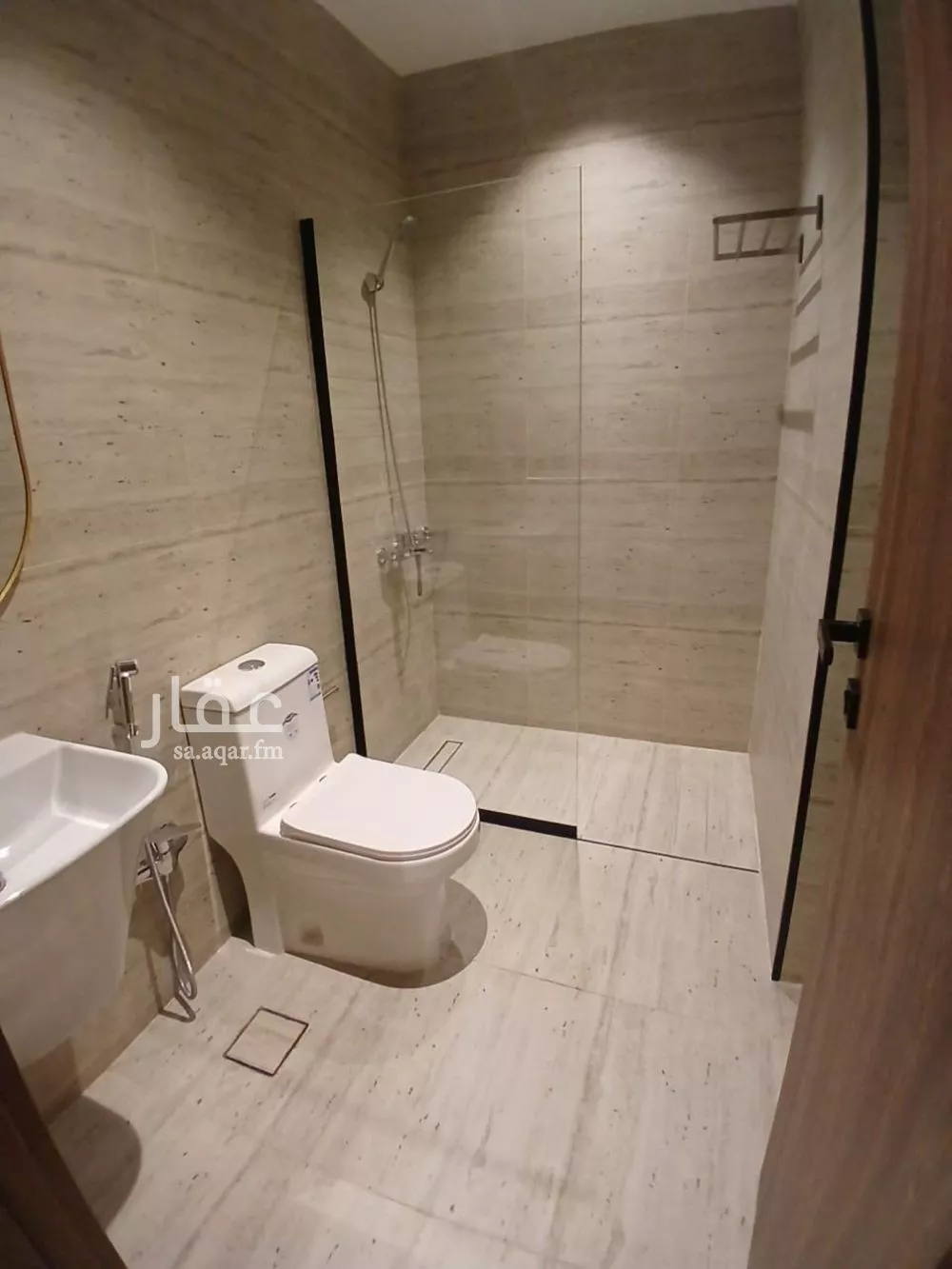 3 bedroom apartment in Al Bahr 7