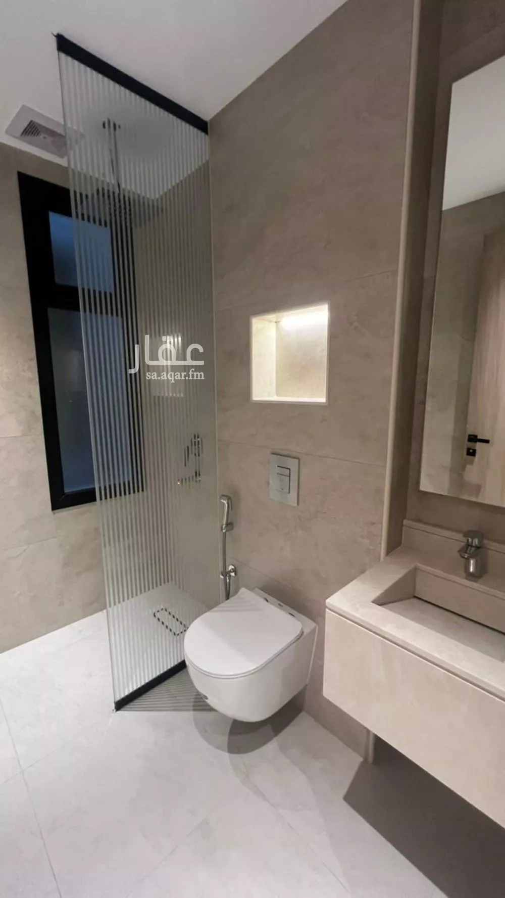 3 bedroom apartment in Al Bahr 7