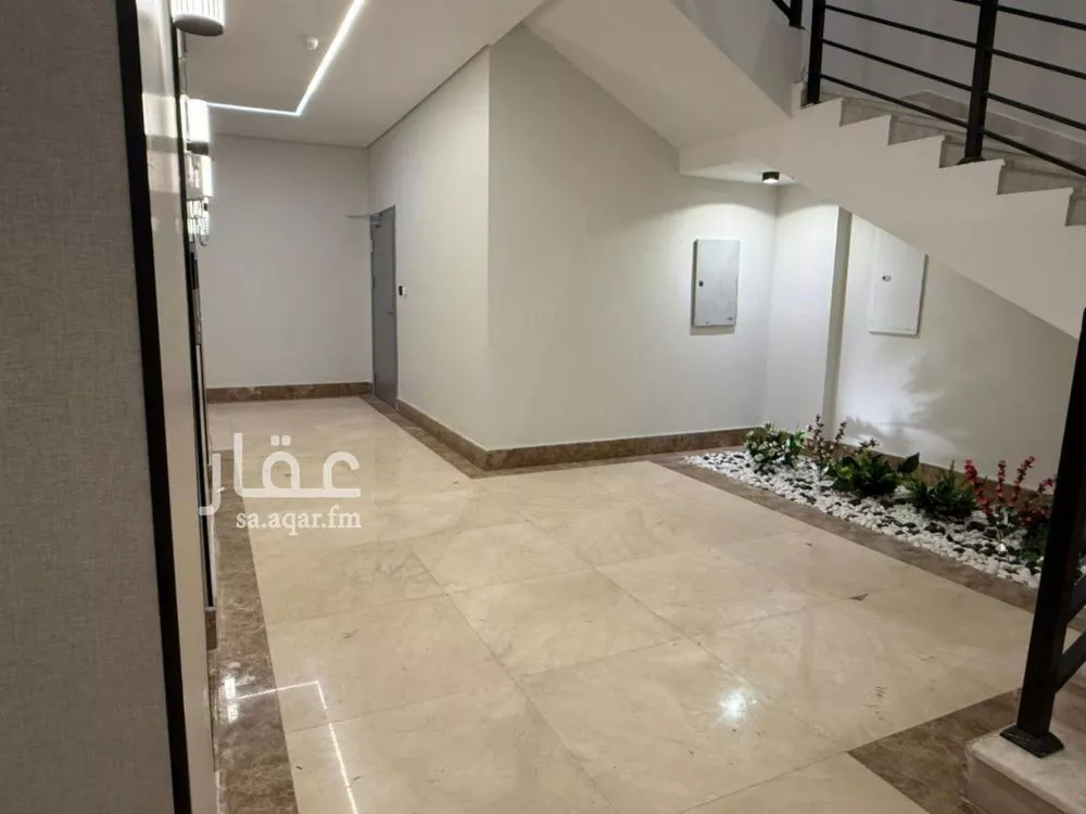 3 bedroom apartment in Al Bahr 9