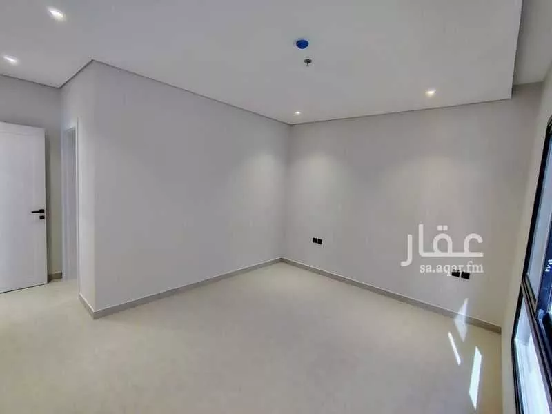 3 bedroom apartment in Al Bahr 9
