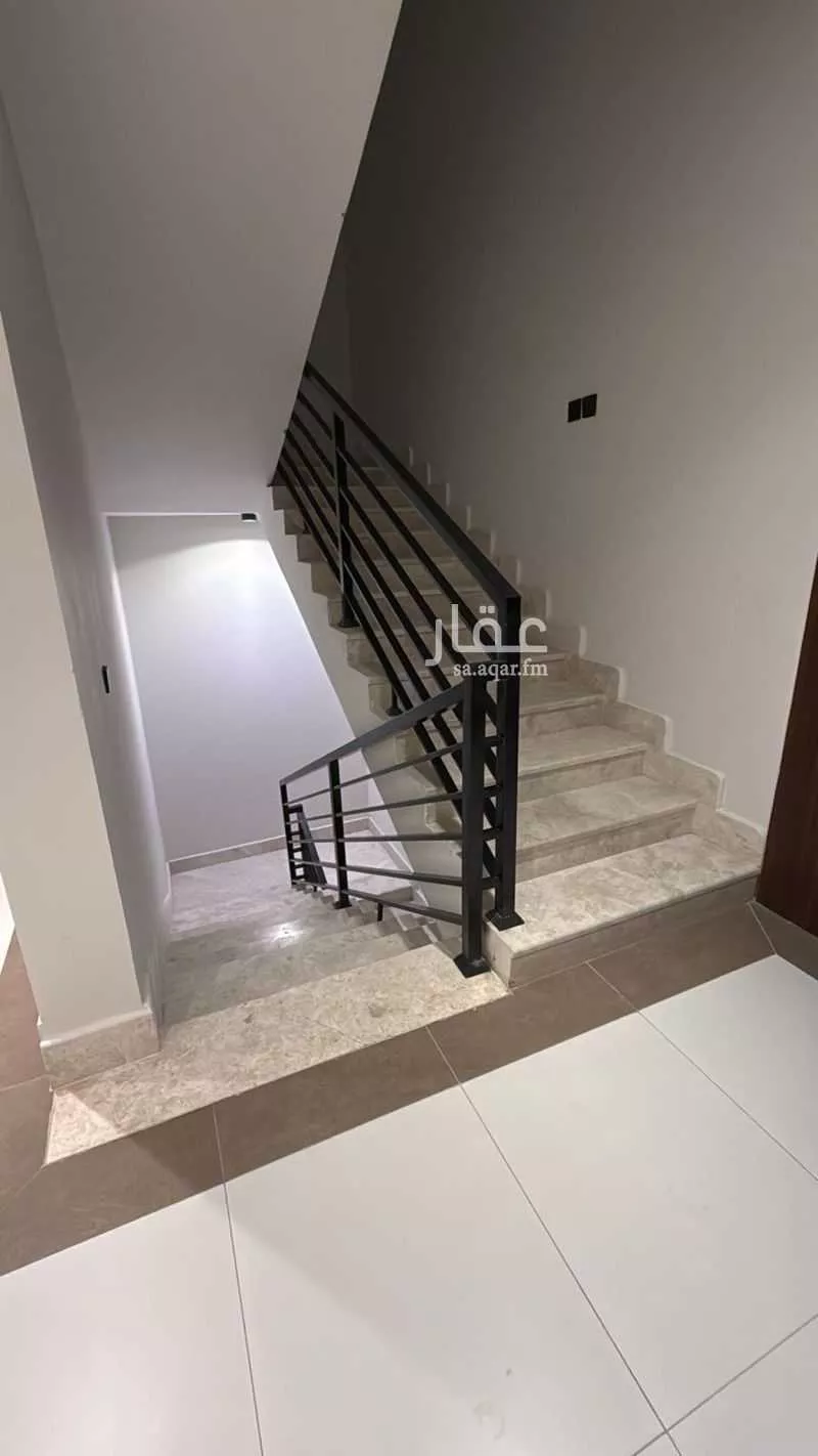 3 bedroom apartment in Al Bahr 5