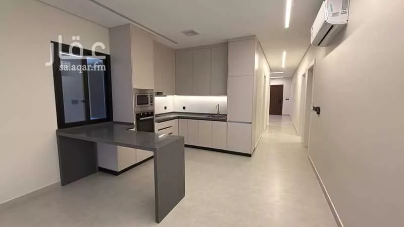 3 bedroom apartment in Al Bahr 8