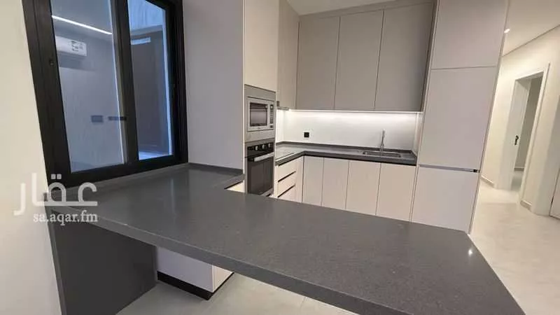 3 bedroom apartment in Al Bahr 10