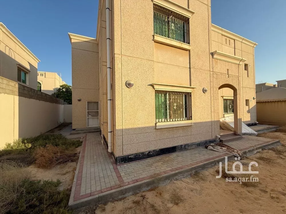 فيلا 4 غرف في جلمودة، مدينة الجبيل الصناعية 3