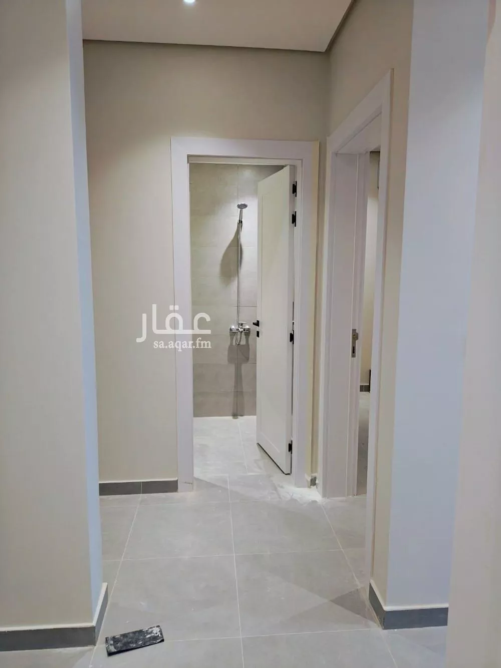5 bedroom apartment in Al Bahr 11